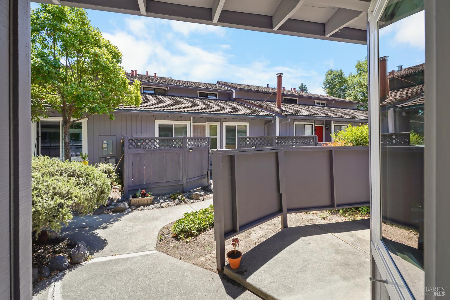 5030 Country Club Drive Rohnert Park CA 94928