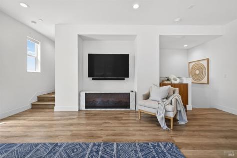 401 Semillon Lane Santa Rosa CA 95403