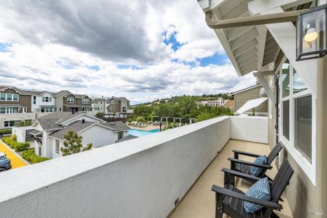 401 Semillon Lane Santa Rosa CA 95403