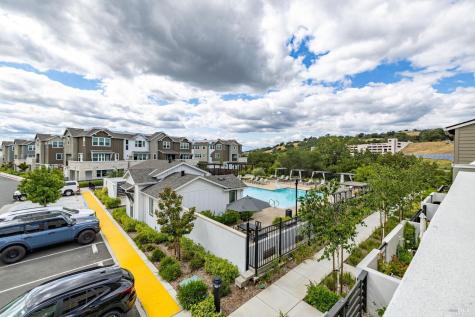 401 Semillon Lane Santa Rosa CA 95403