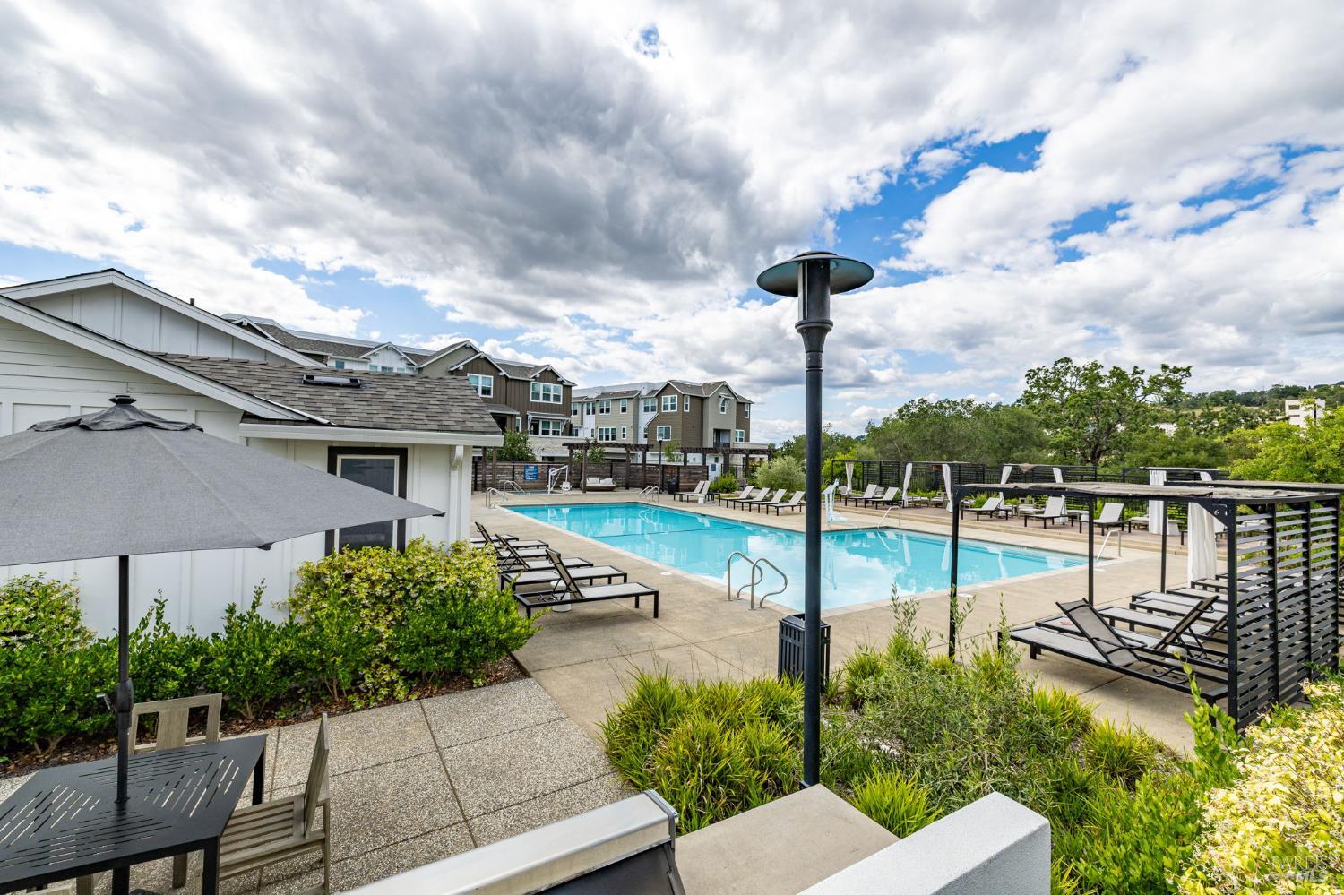 401 Semillon Lane Santa Rosa CA 95403