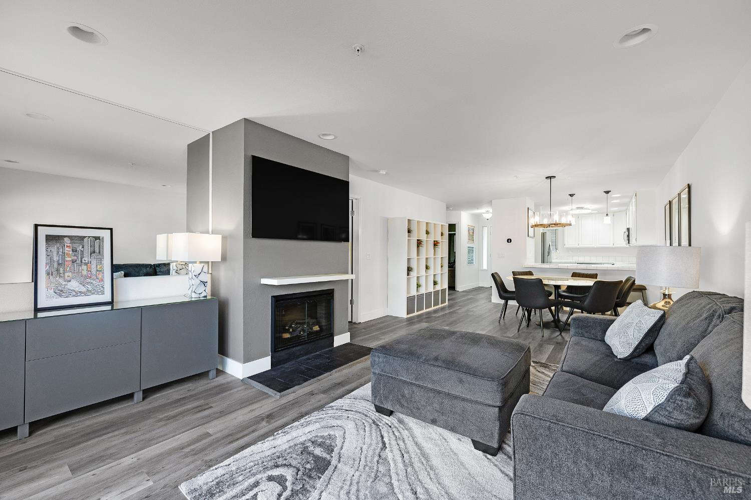 36 Bridle Path Lane Novato CA 94945