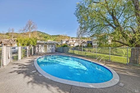 36 Bridle Path Lane Novato CA 94945