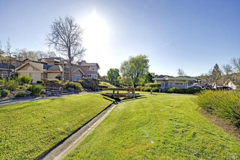 36 Bridle Path Lane Novato CA 94945