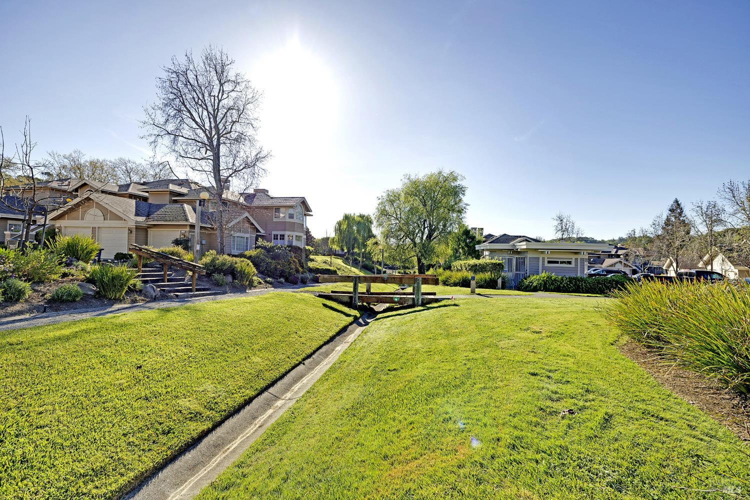 36 Bridle Path Lane Novato CA 94945