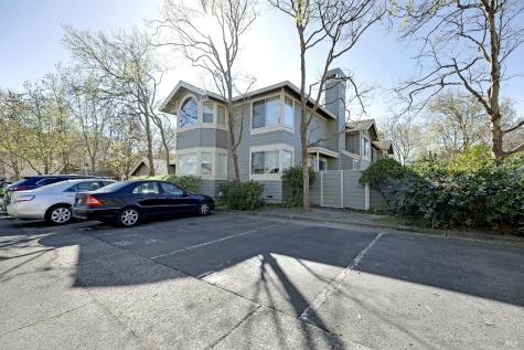 36 Bridle Path Lane Novato CA 94945
