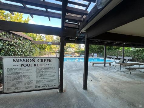 1733 Las Pravadas Court Santa Rosa CA 95409