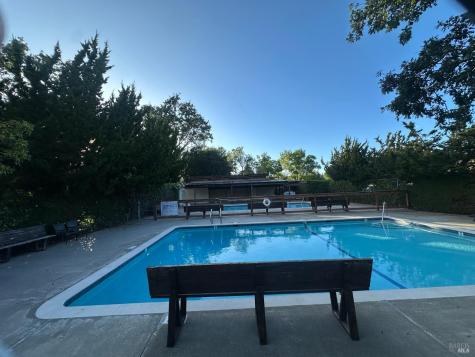 1733 Las Pravadas Court Santa Rosa CA 95409