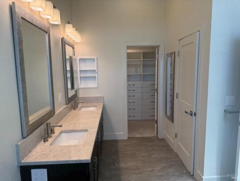 2073 Stonefield Lane Santa Rosa CA 95403