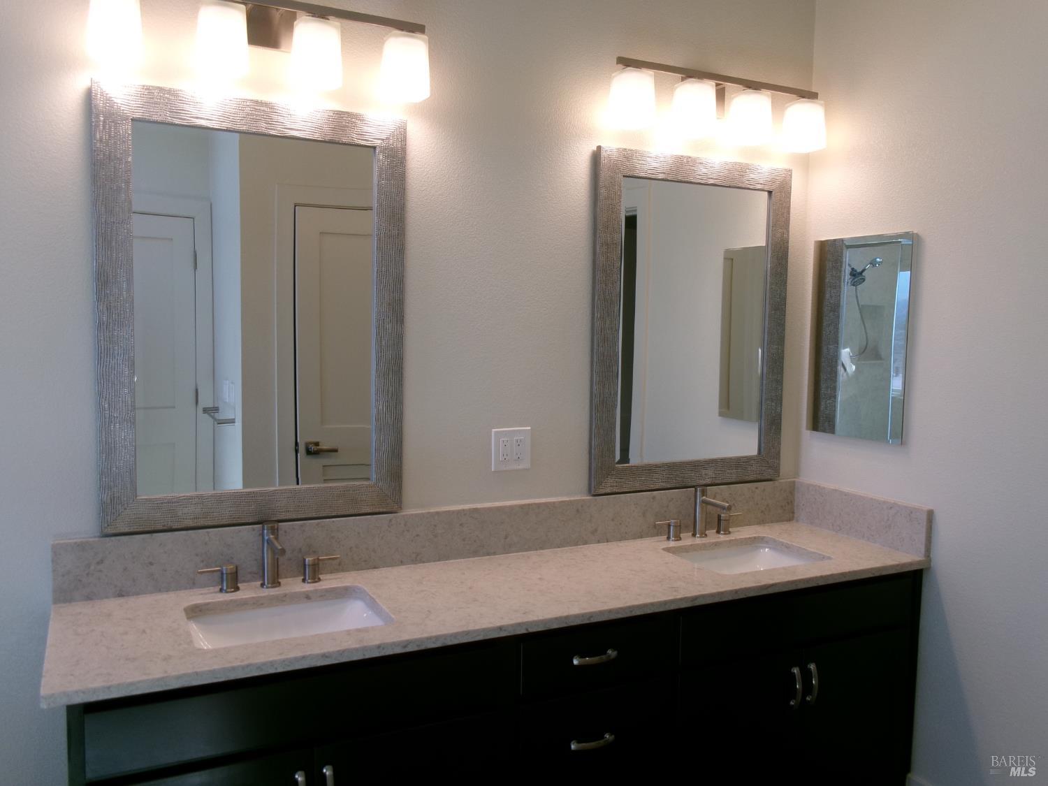 2073 Stonefield Lane Santa Rosa CA 95403