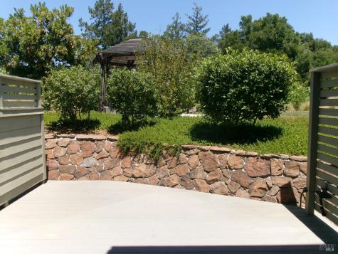 2073 Stonefield Lane Santa Rosa CA 95403