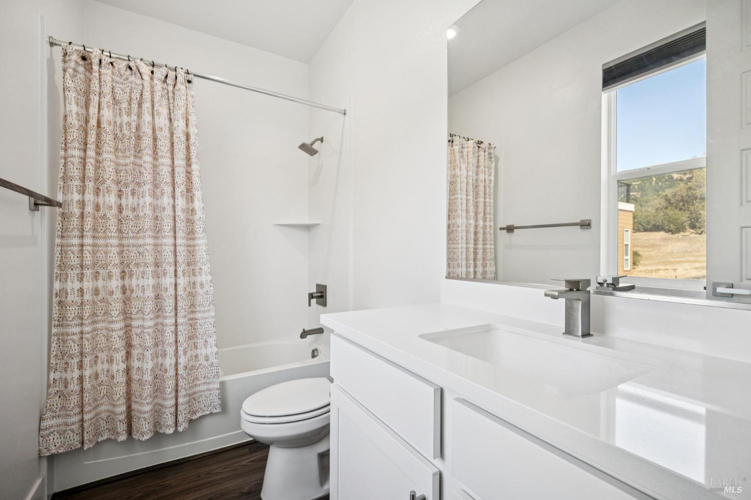 305 Verandah Avenue Novato CA 94945