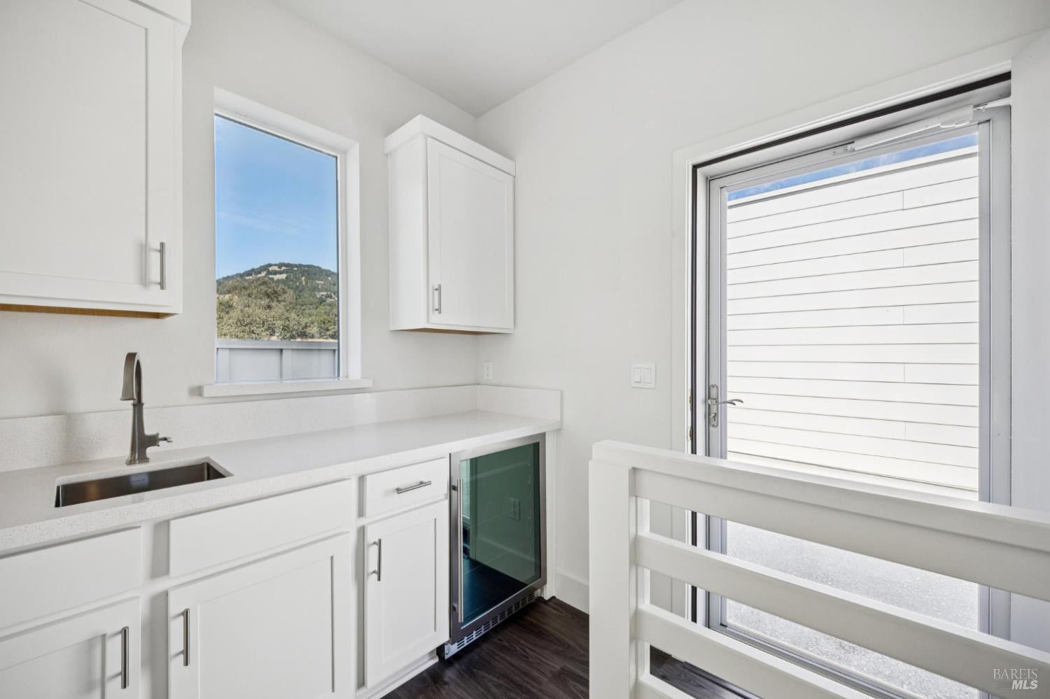 305 Verandah Avenue Novato CA 94945