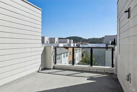 305 Verandah Avenue Novato CA 94945