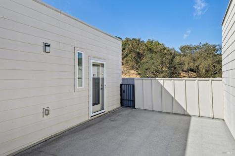 305 Verandah Avenue Novato CA 94945