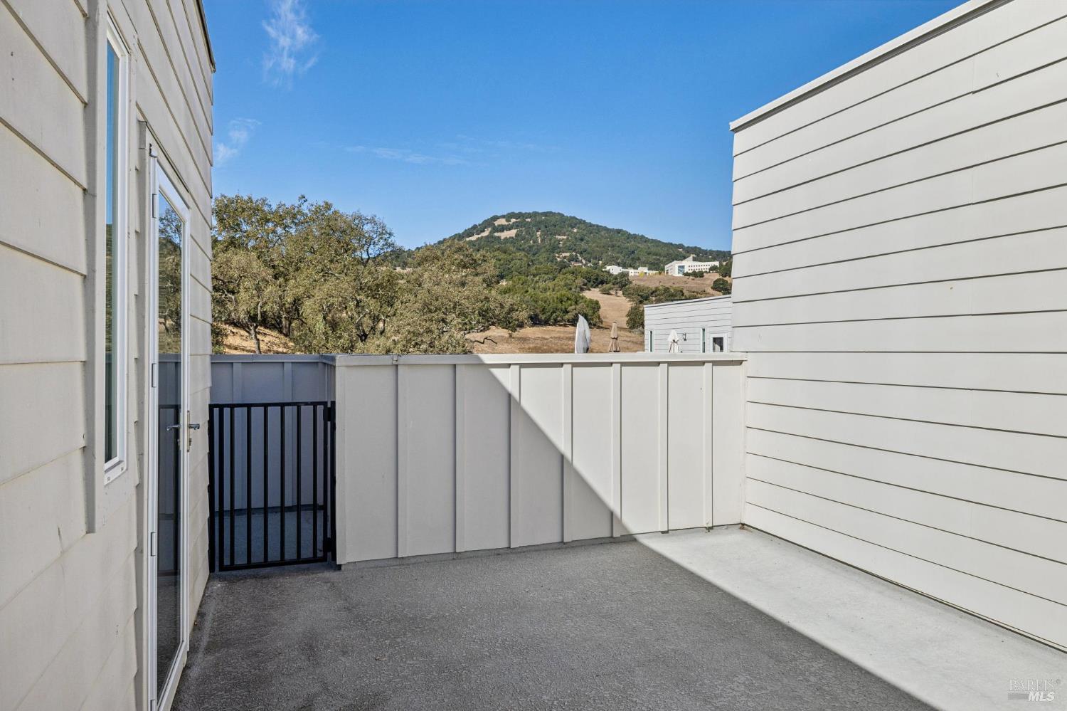 305 Verandah Avenue Novato CA 94945