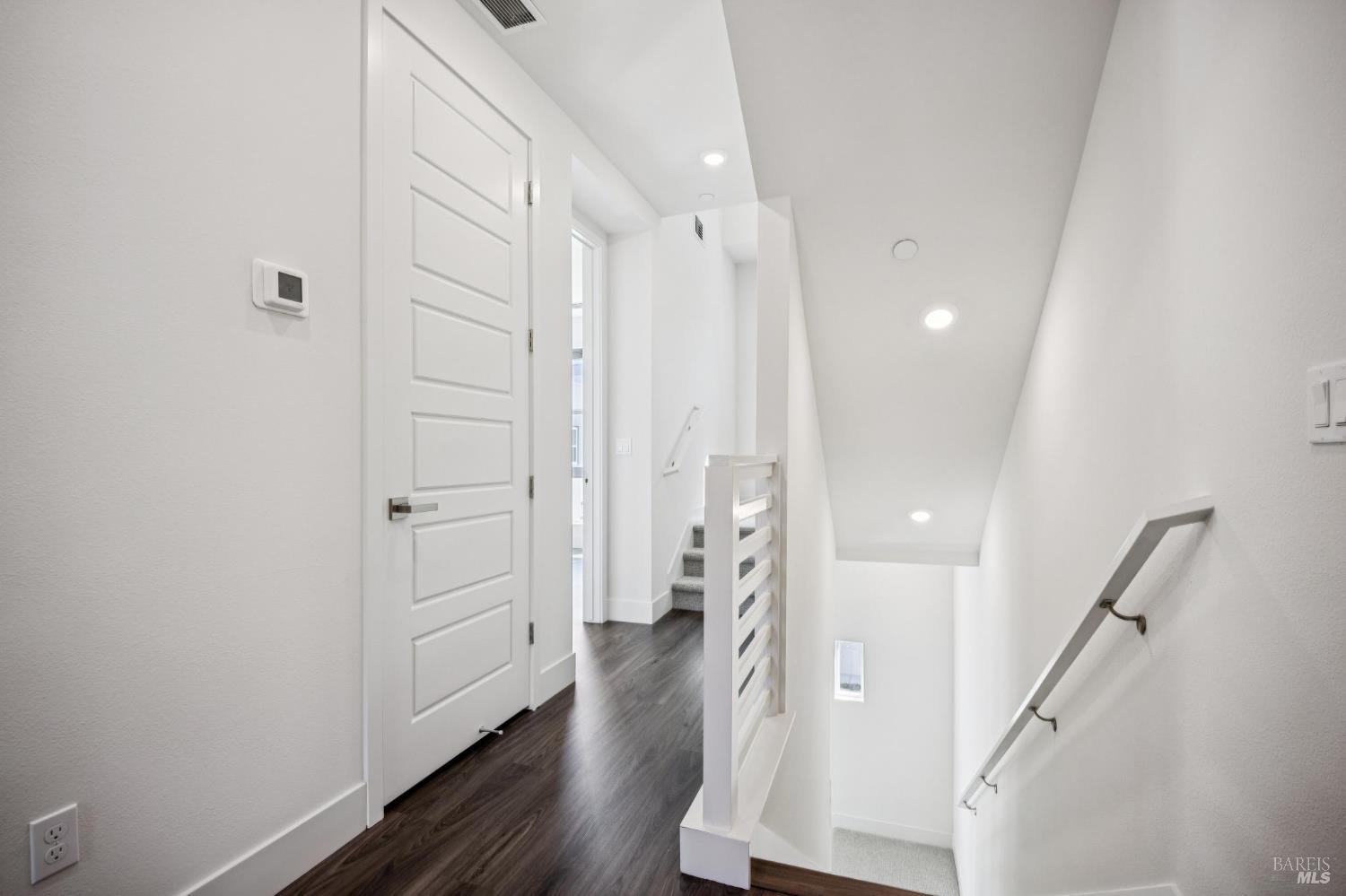 305 Verandah Avenue Novato CA 94945