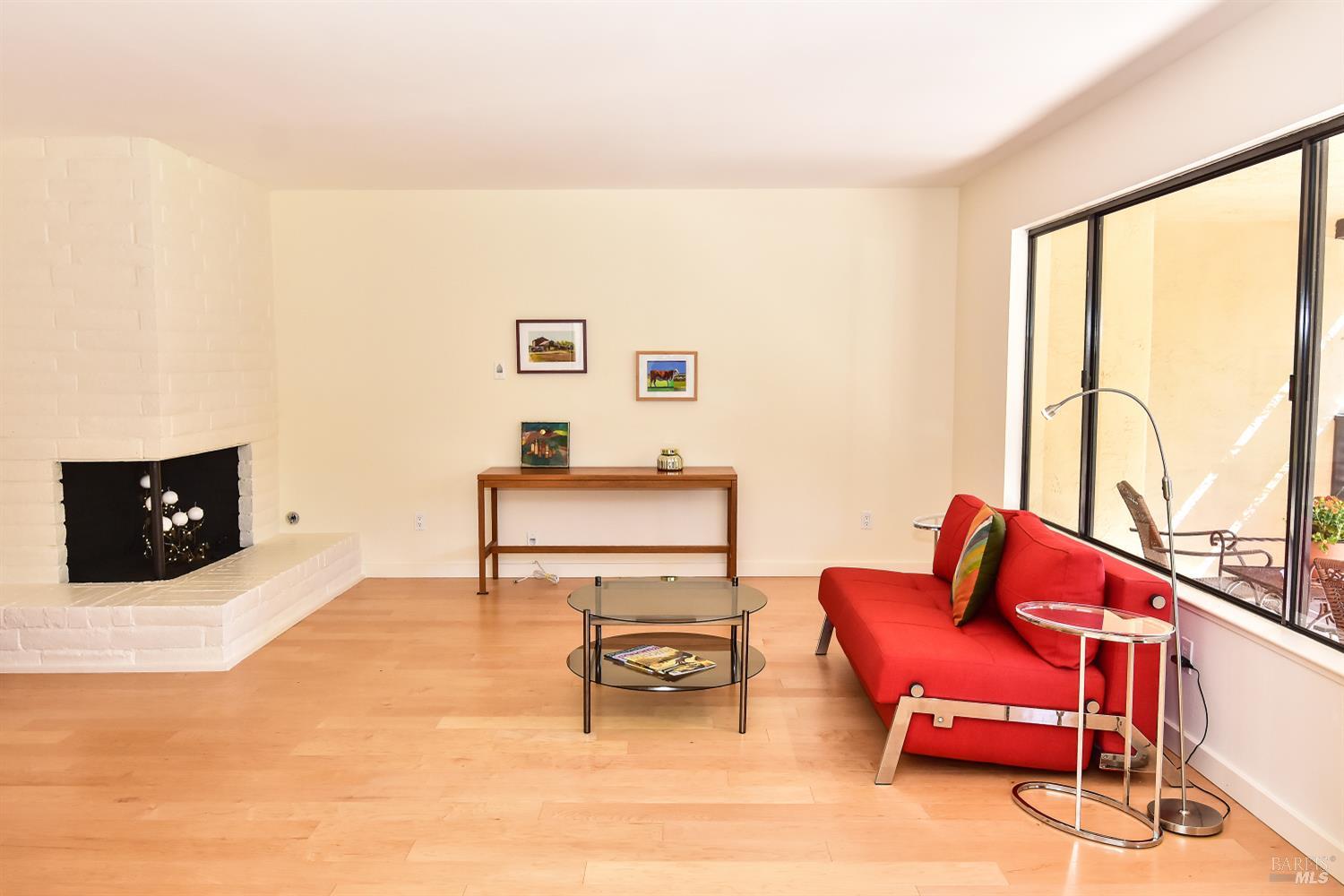 183 Guadalupe Drive Sonoma CA 95476