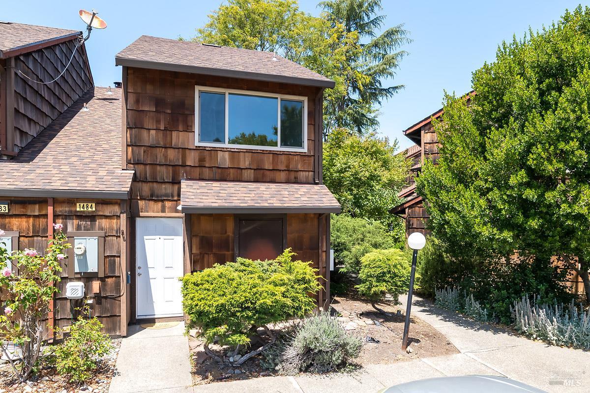 1484 Parkway Drive Rohnert Park CA 94928