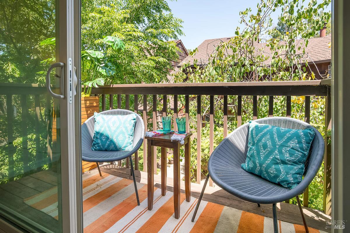 1484 Parkway Drive Rohnert Park CA 94928