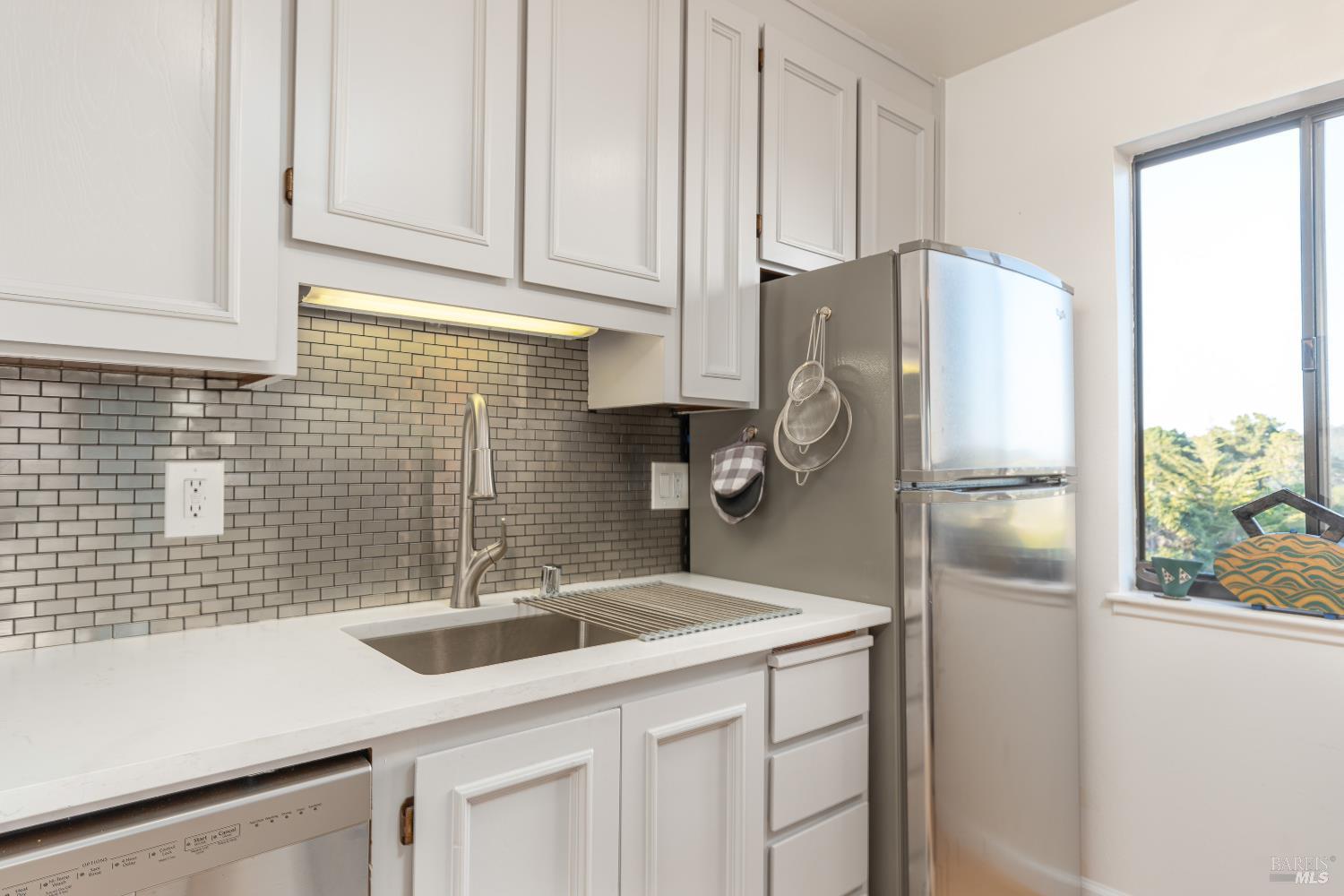 588 Seaver Drive Mill Valley CA 94941