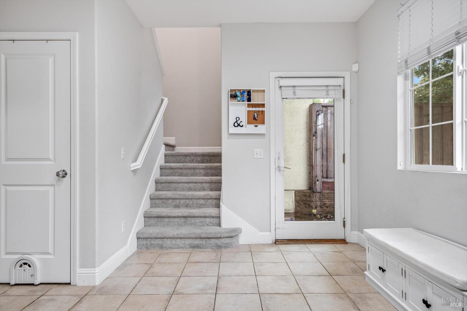 2084 Cooper Drive Santa Rosa CA 95404