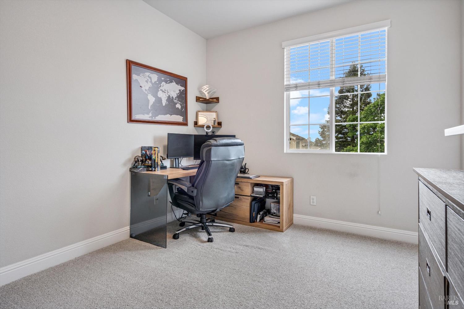2084 Cooper Drive Santa Rosa CA 95404