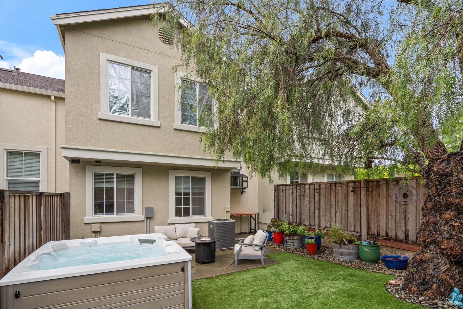 2084 Cooper Drive Santa Rosa CA 95404