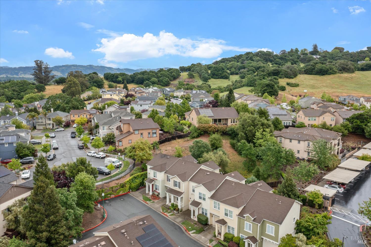 2084 Cooper Drive Santa Rosa CA 95404