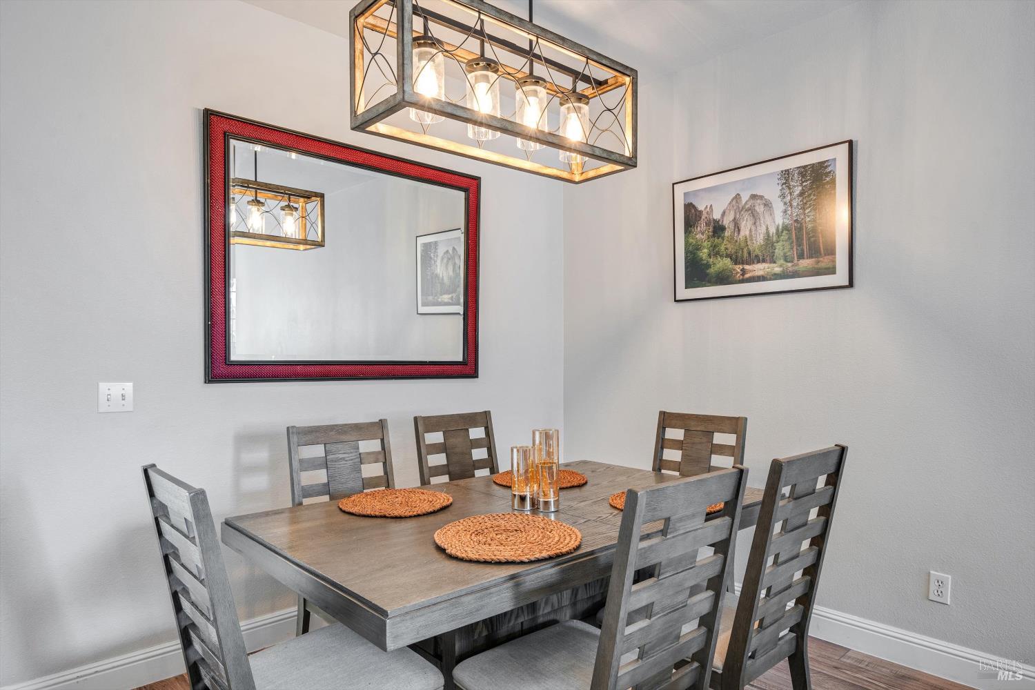 2084 Cooper Drive Santa Rosa CA 95404