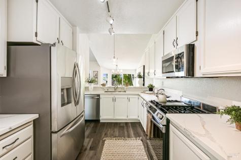 16 Rosewood Drive Novato CA 94947