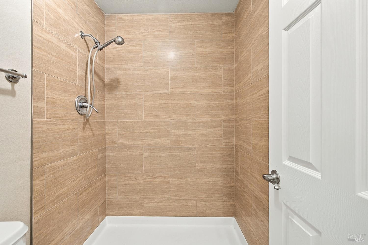 344 Los Alamos Road Santa Rosa CA 95409