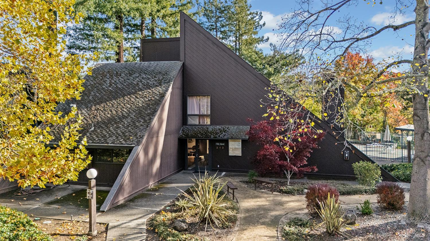 344 Los Alamos Road Santa Rosa CA 95409