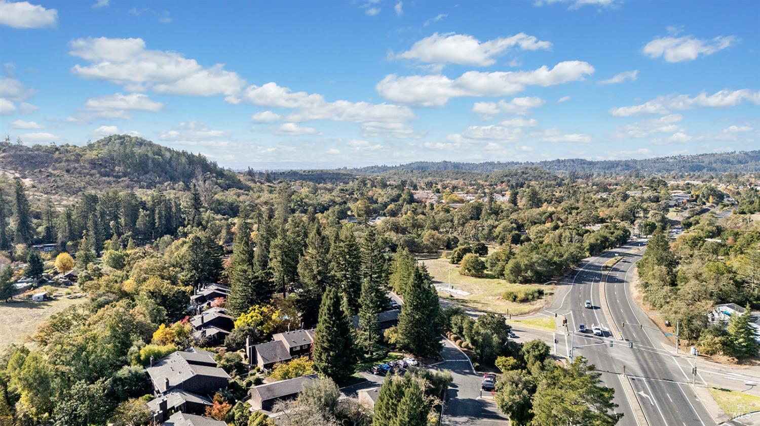 344 Los Alamos Road Santa Rosa CA 95409
