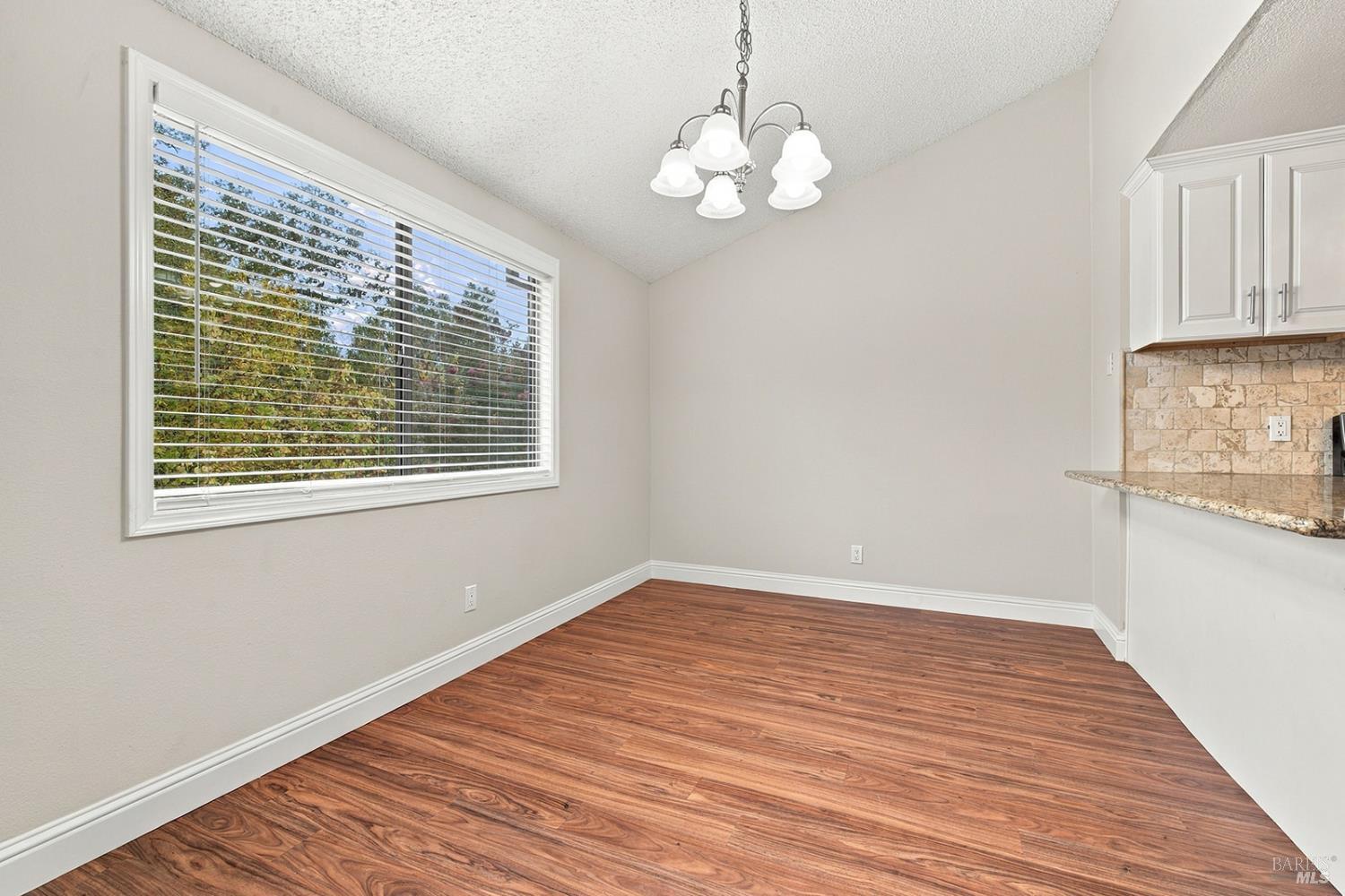344 Los Alamos Road Santa Rosa CA 95409