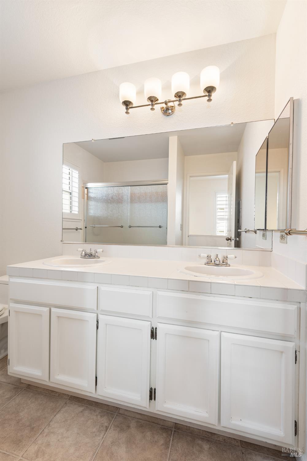 220 Commodore Drive Richmond CA 94804