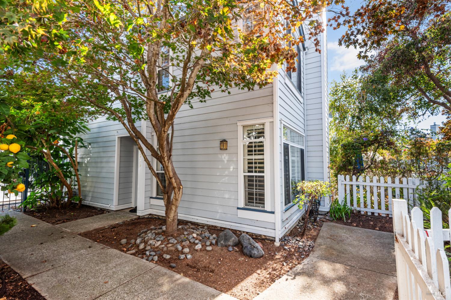 220 Commodore Drive Richmond CA 94804