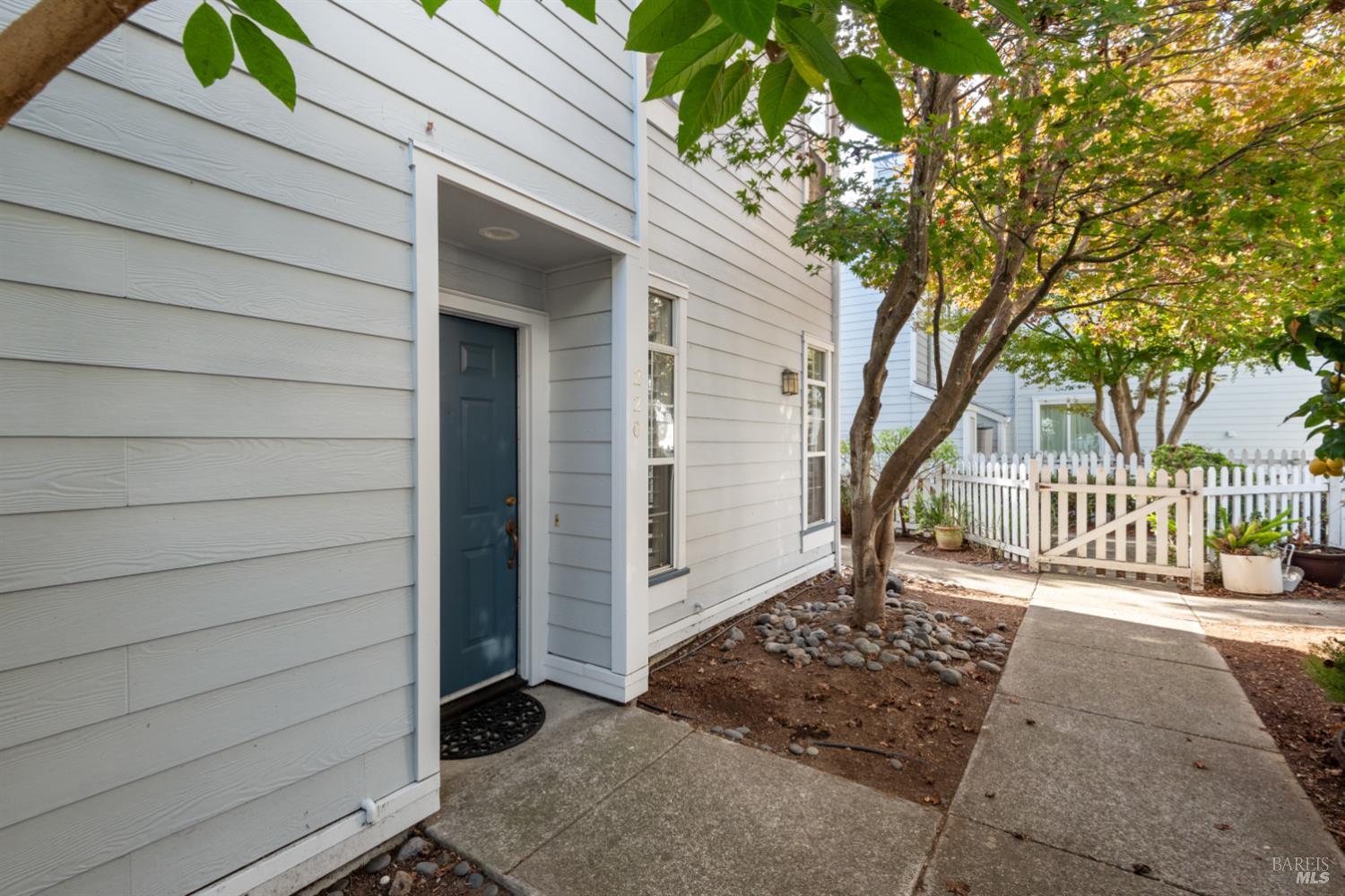 220 Commodore Drive Richmond CA 94804