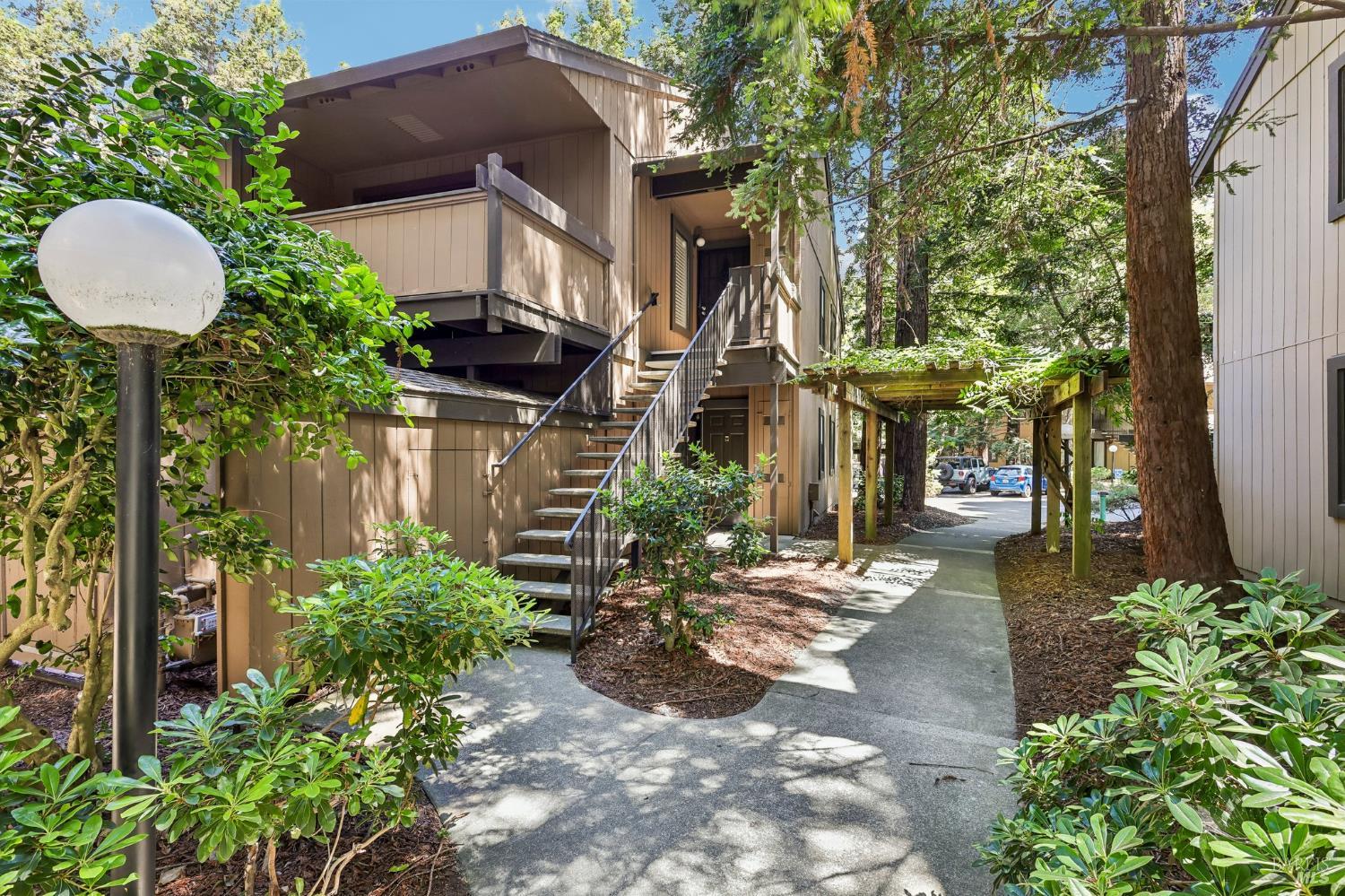 93 Nicholas Court Cotati CA 94931
