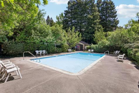 93 Nicholas Court Cotati CA 94931