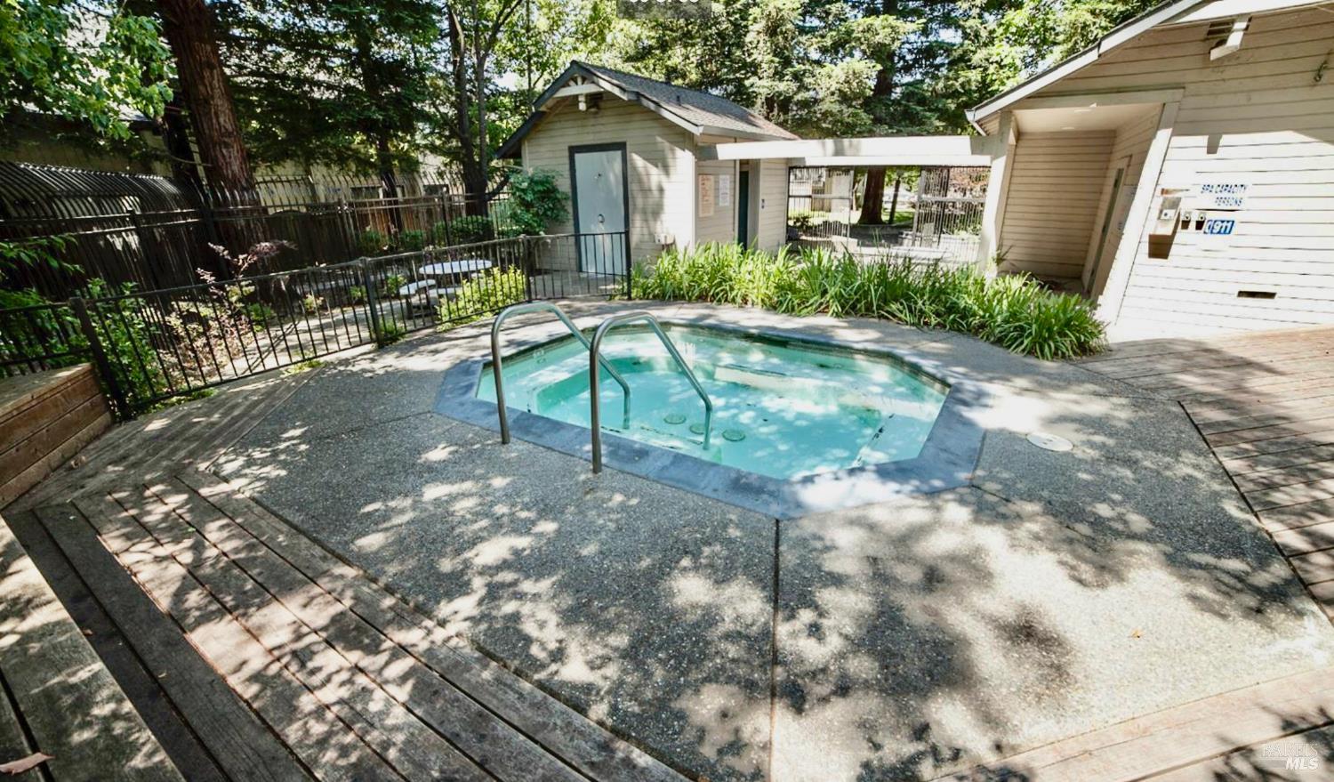 1984 Windmill Circle Santa Rosa CA 95403