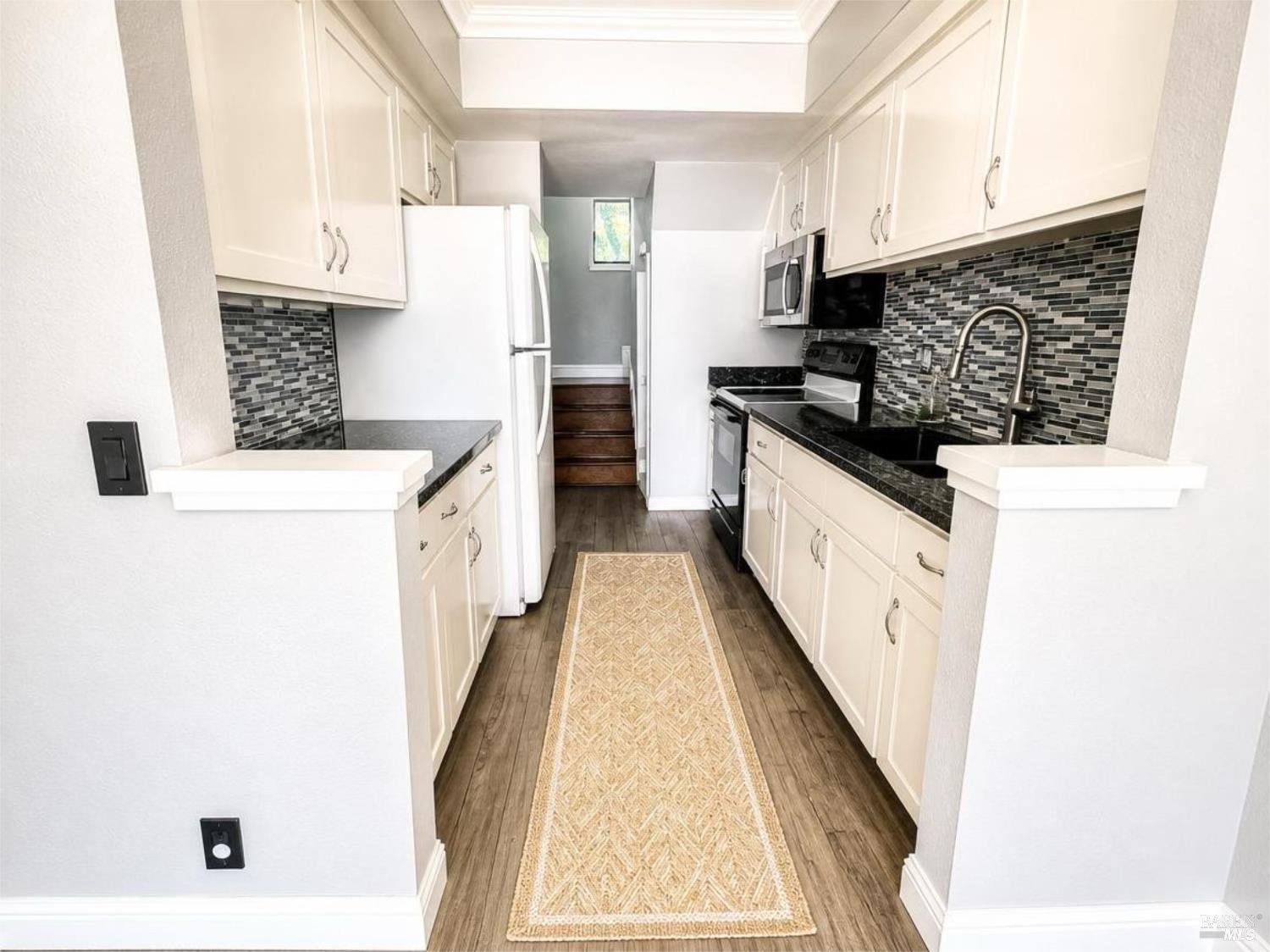1984 Windmill Circle Santa Rosa CA 95403