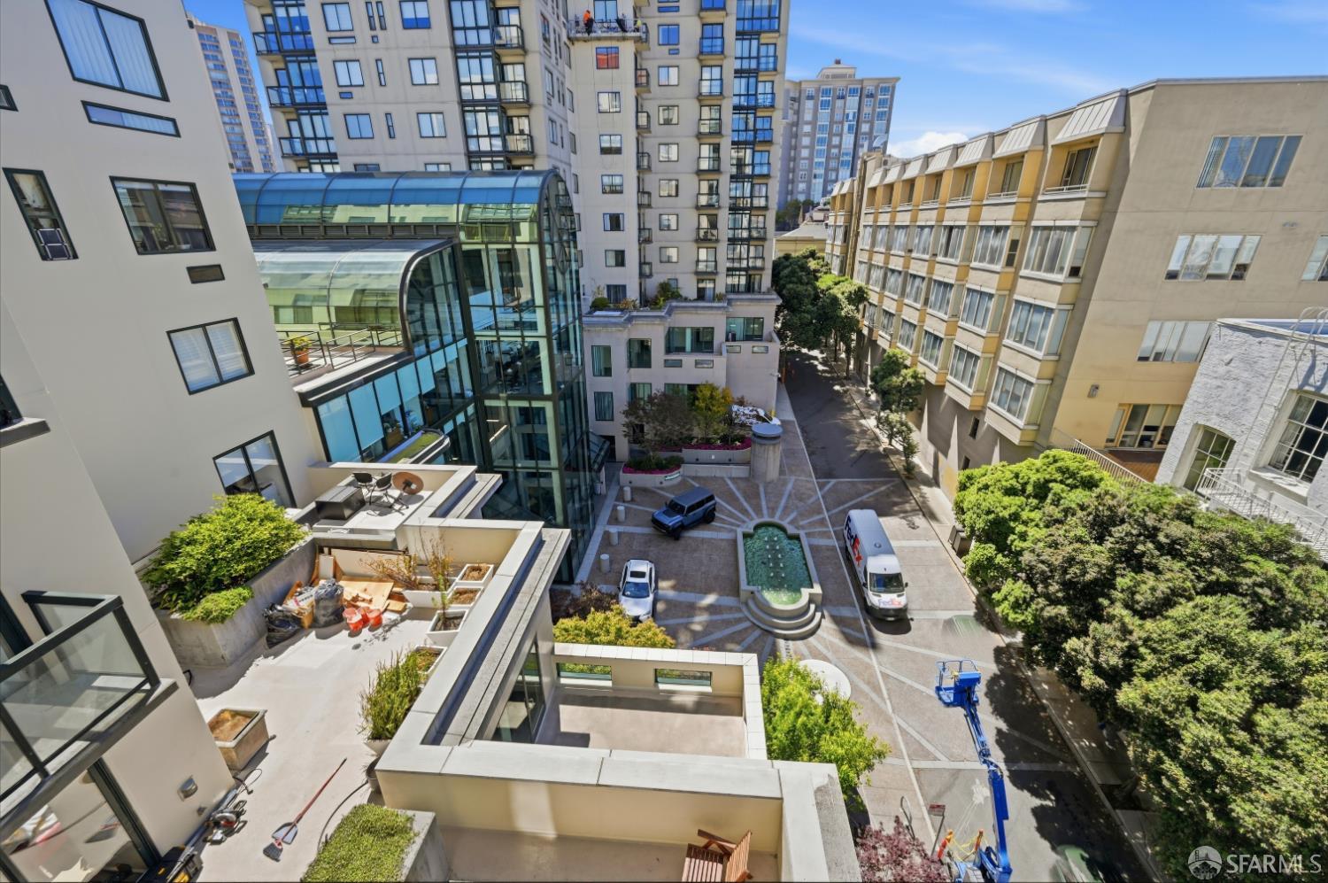1 Daniel Burnham Court San Francisco CA 94109