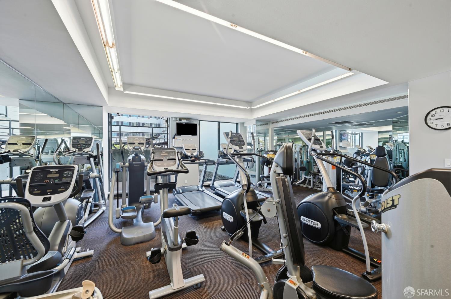 1 Daniel Burnham Court San Francisco CA 94109