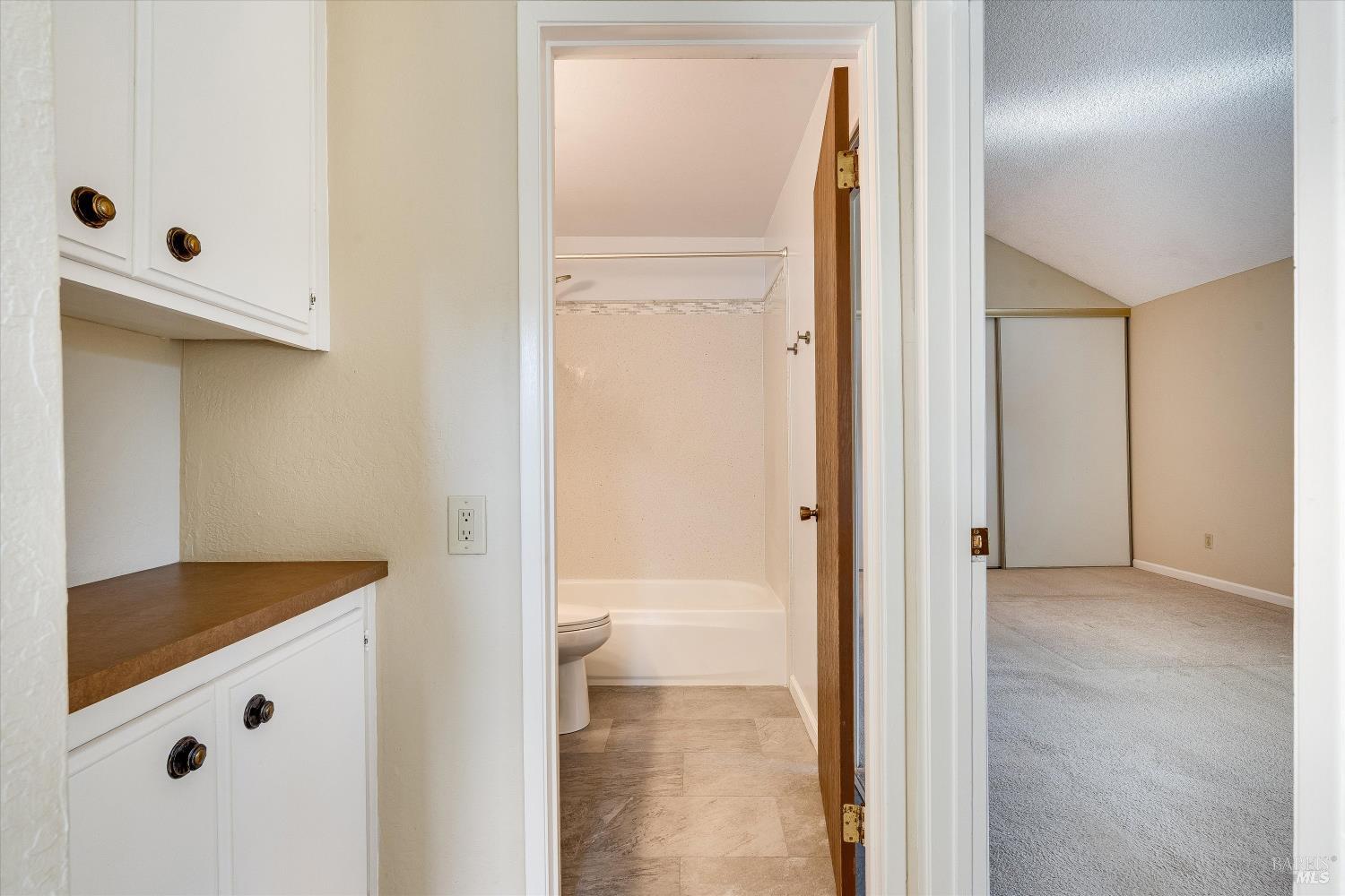 3007 Lago Vista Way Santa Rosa CA 95405