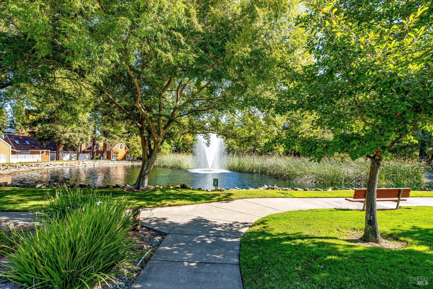 3007 Lago Vista Way Santa Rosa CA 95405