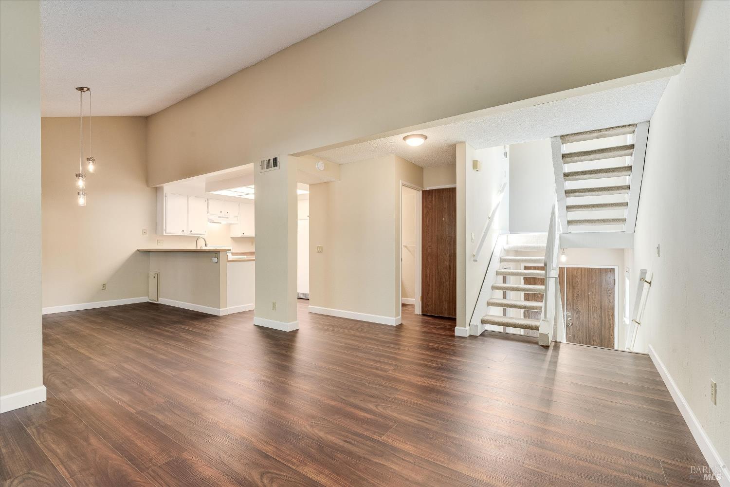 3007 Lago Vista Way Santa Rosa CA 95405