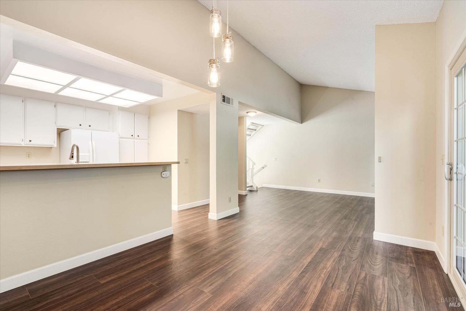 3007 Lago Vista Way Santa Rosa CA 95405
