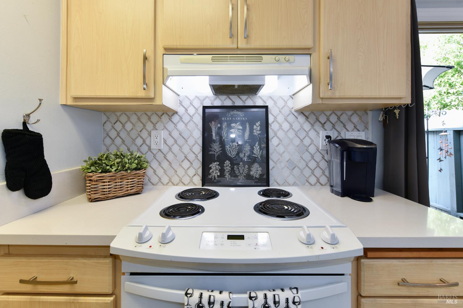 1118 Marina Drive Napa CA 94559