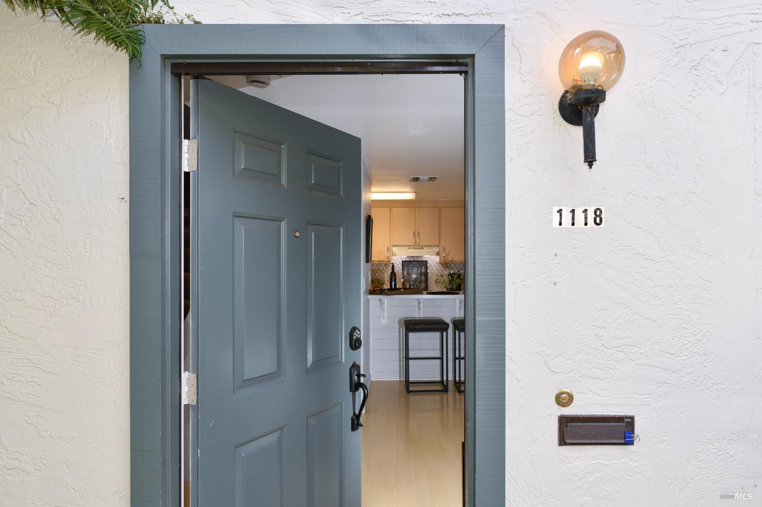 1118 Marina Drive Napa CA 94559